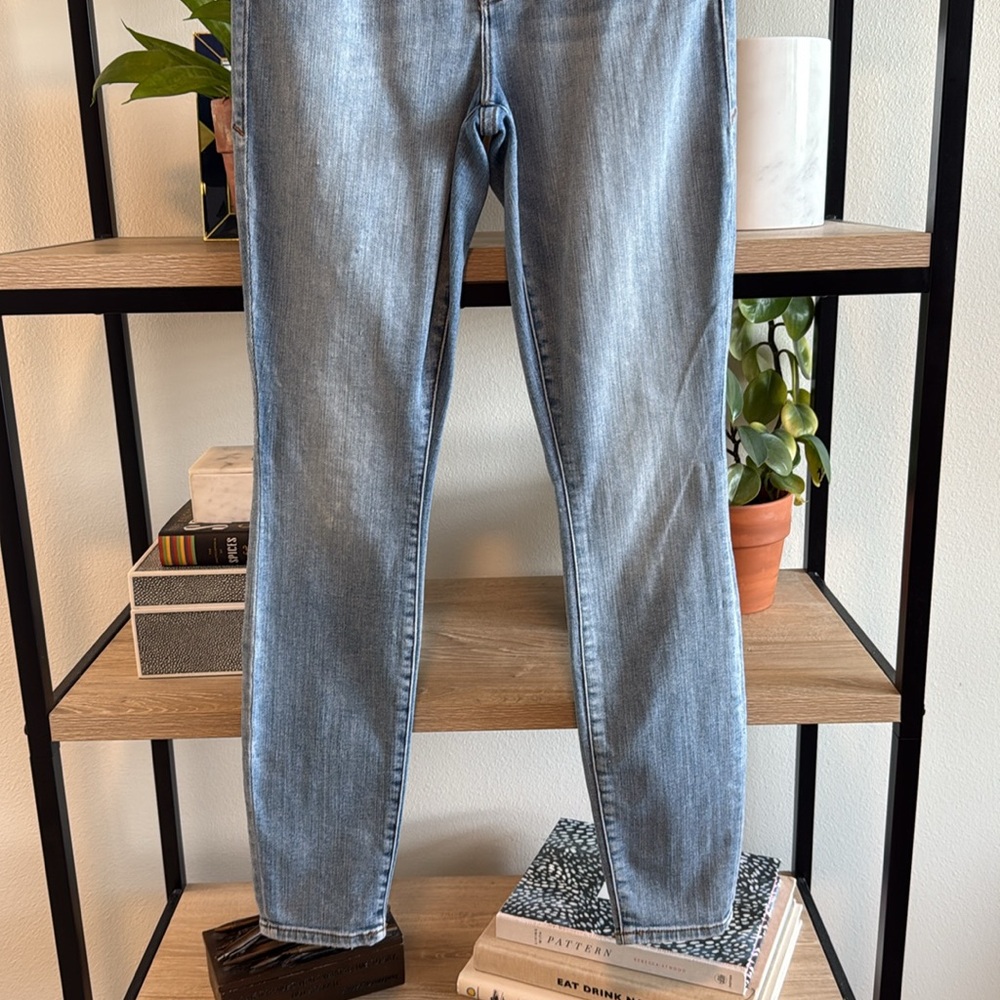 Good American Good Legs Mid-Rise Skinny Ankle Jeans, 4 / 27 - Picture 3 of 8